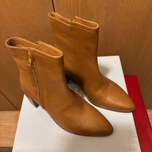 Seychelles Desirable Tan Leather Size 7